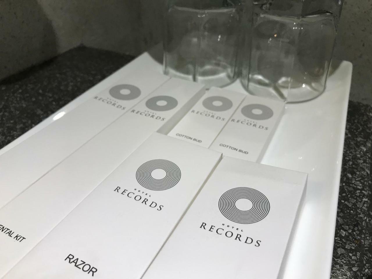 Hotel Records Пномпень Экстерьер фото